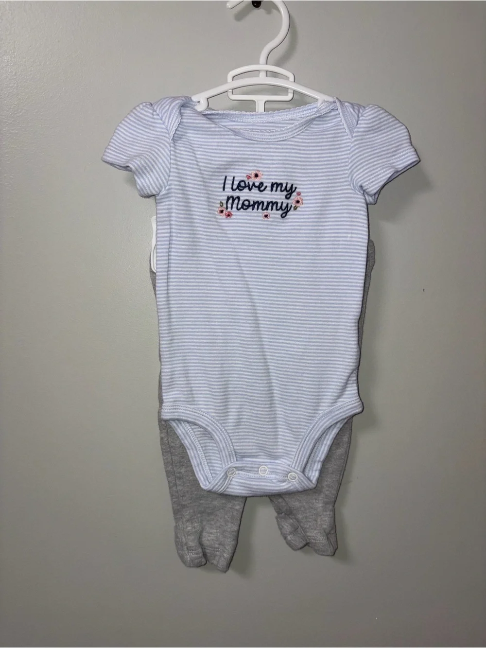 Carters Blue Striped I Love My Mommy Floral Body Suit & Gray Pants Set 6M